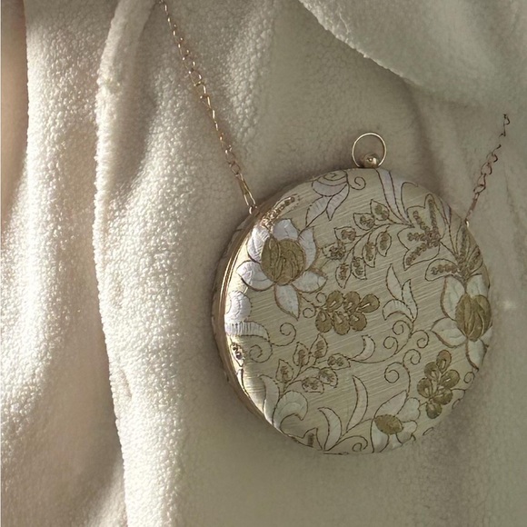 Handbags - Embroidered box clutch